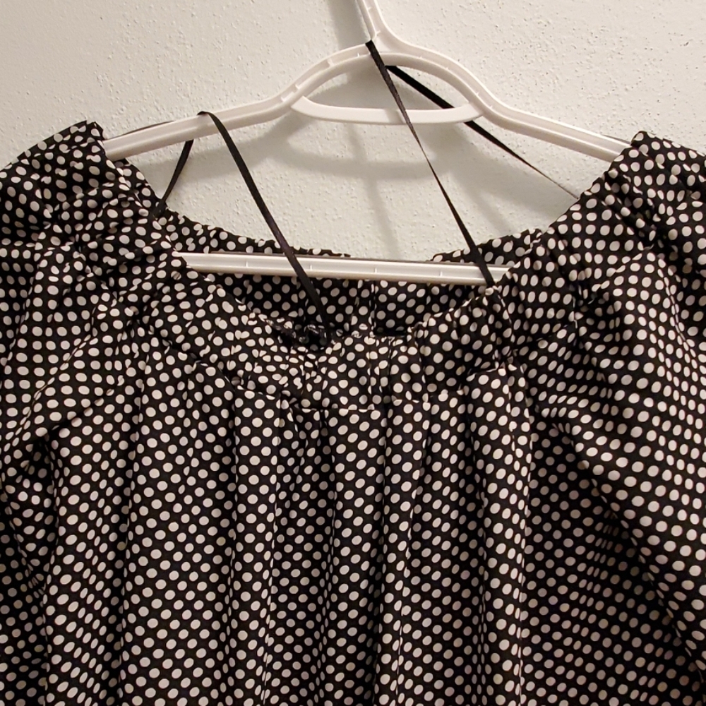 Express dress - Picture 2 of 5